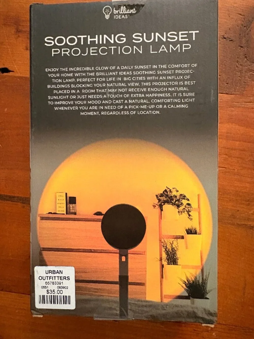 UO SOOTHING SUNSET PROJECTION LAMP RING LIGHT, GOLDEN HR LIGHT NWT